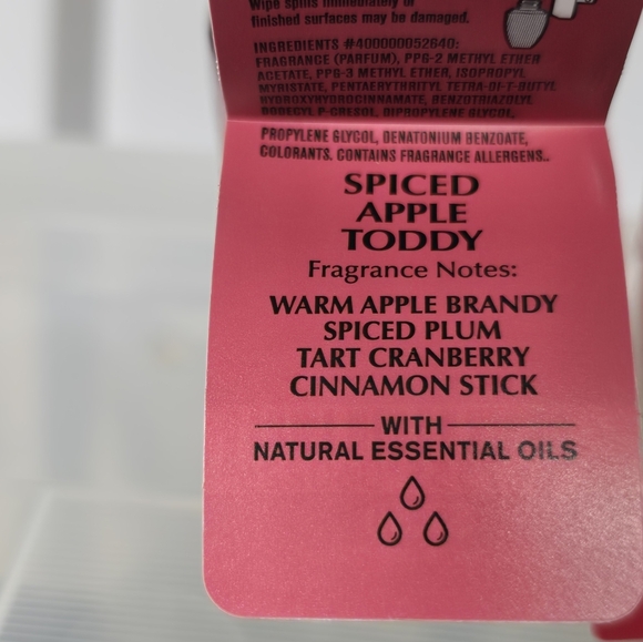 White barn bbw wallflower refills 3 spiced apples tis season pumpkin apple - Picture 2 of 4